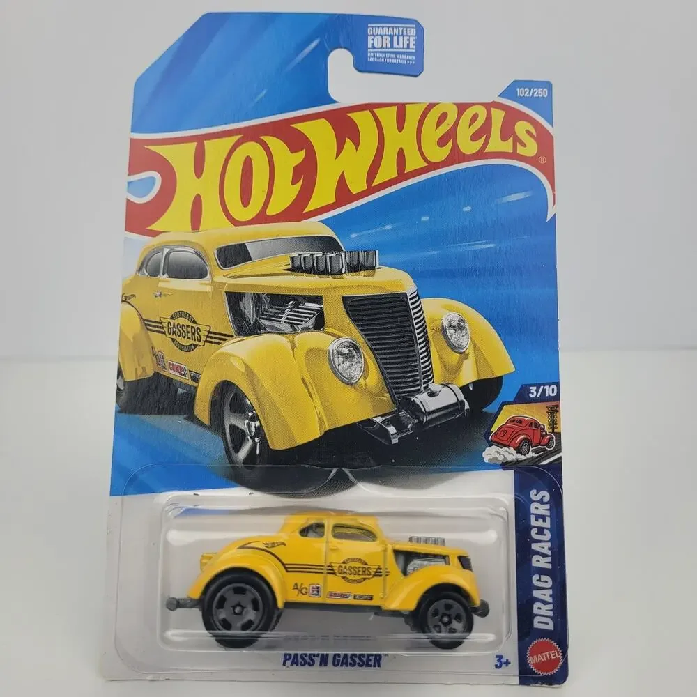 2026 Hot Wheels Pass'N Gasser 102/250 Yellow Drag Racers Series 3/10